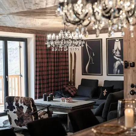 Exquisite 3 Bedroom Prestige In Canazei, Trentino Holiday home